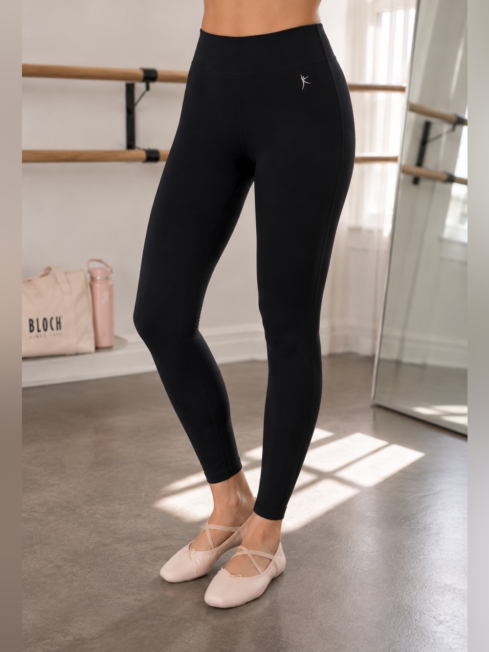 Danskin Now Fitted Black Leggings
Womens L 12-14 Dri-More Balletcore
Athleisure